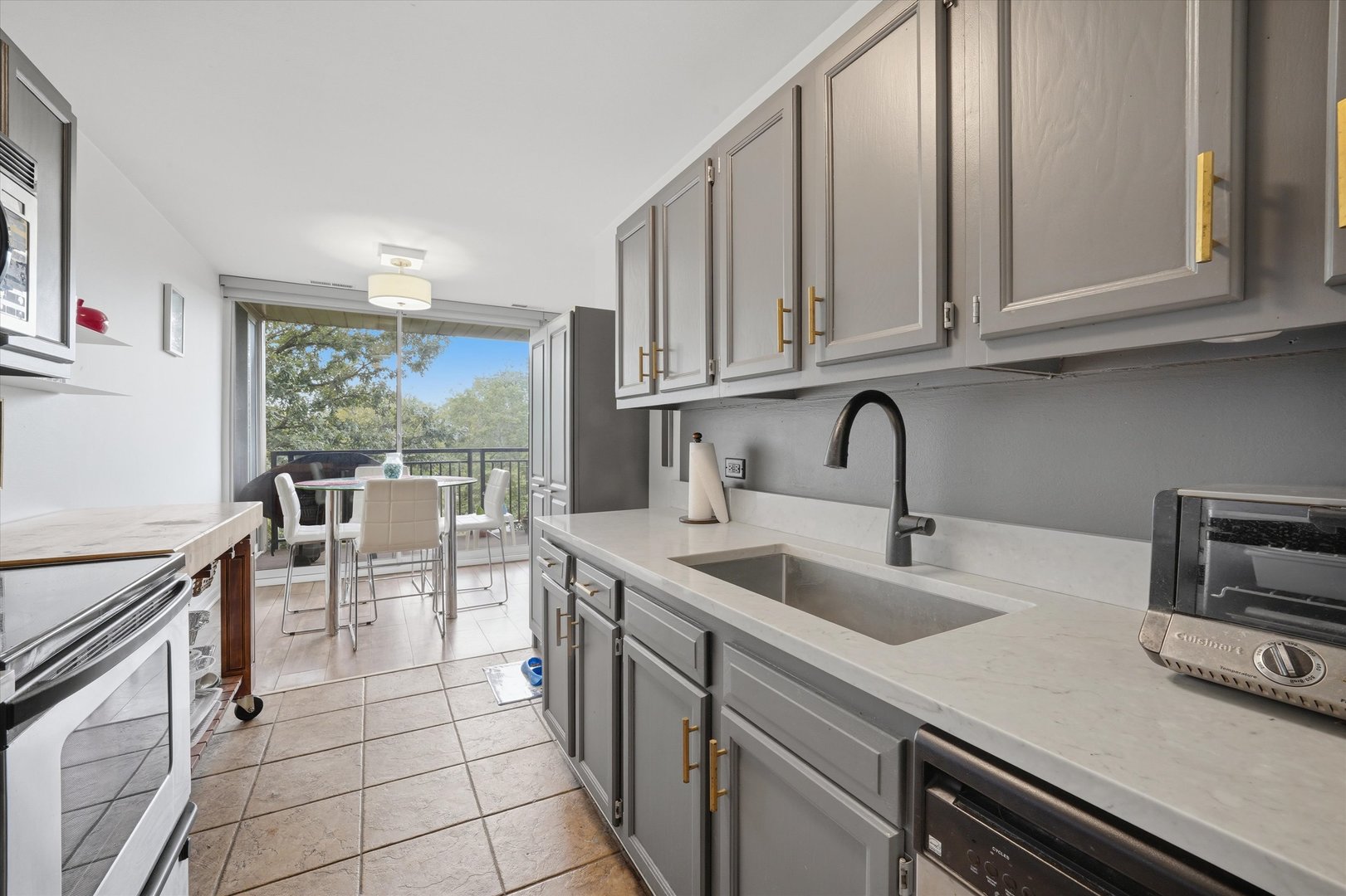 6020 Oakwood Drive 4a Property Photo 11