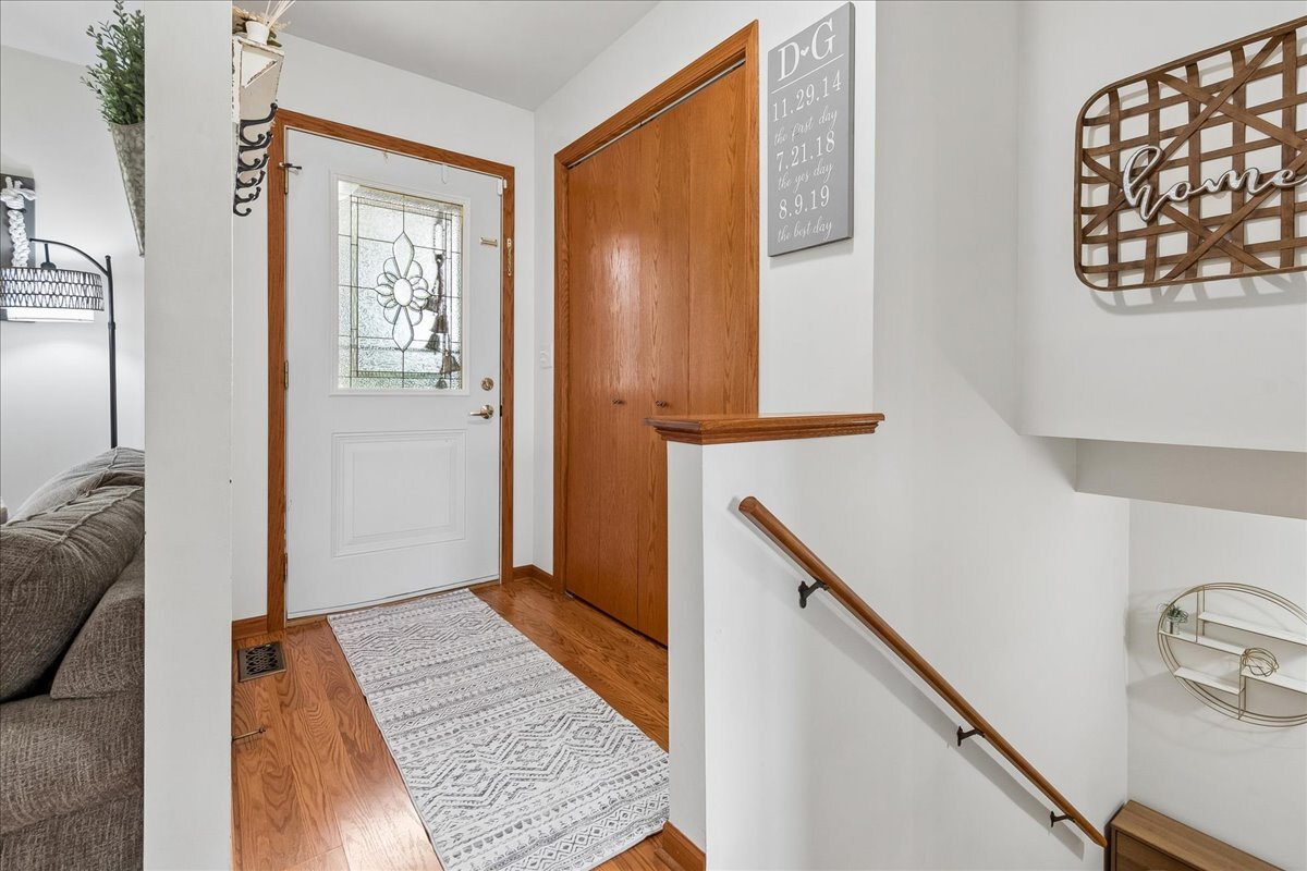 16 Woody Way Property Photo 2