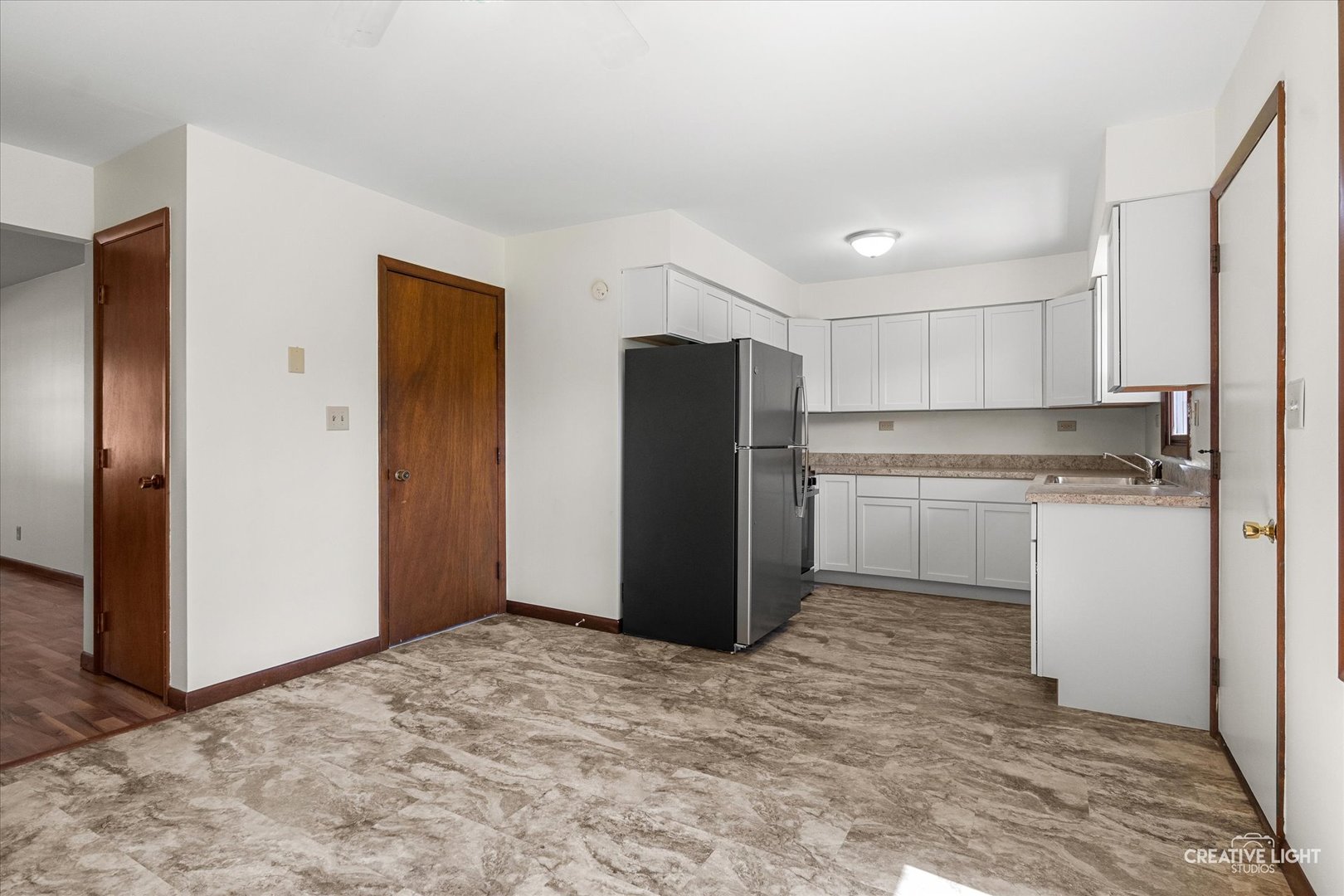 527-531 Prairie Street Property Photo 4