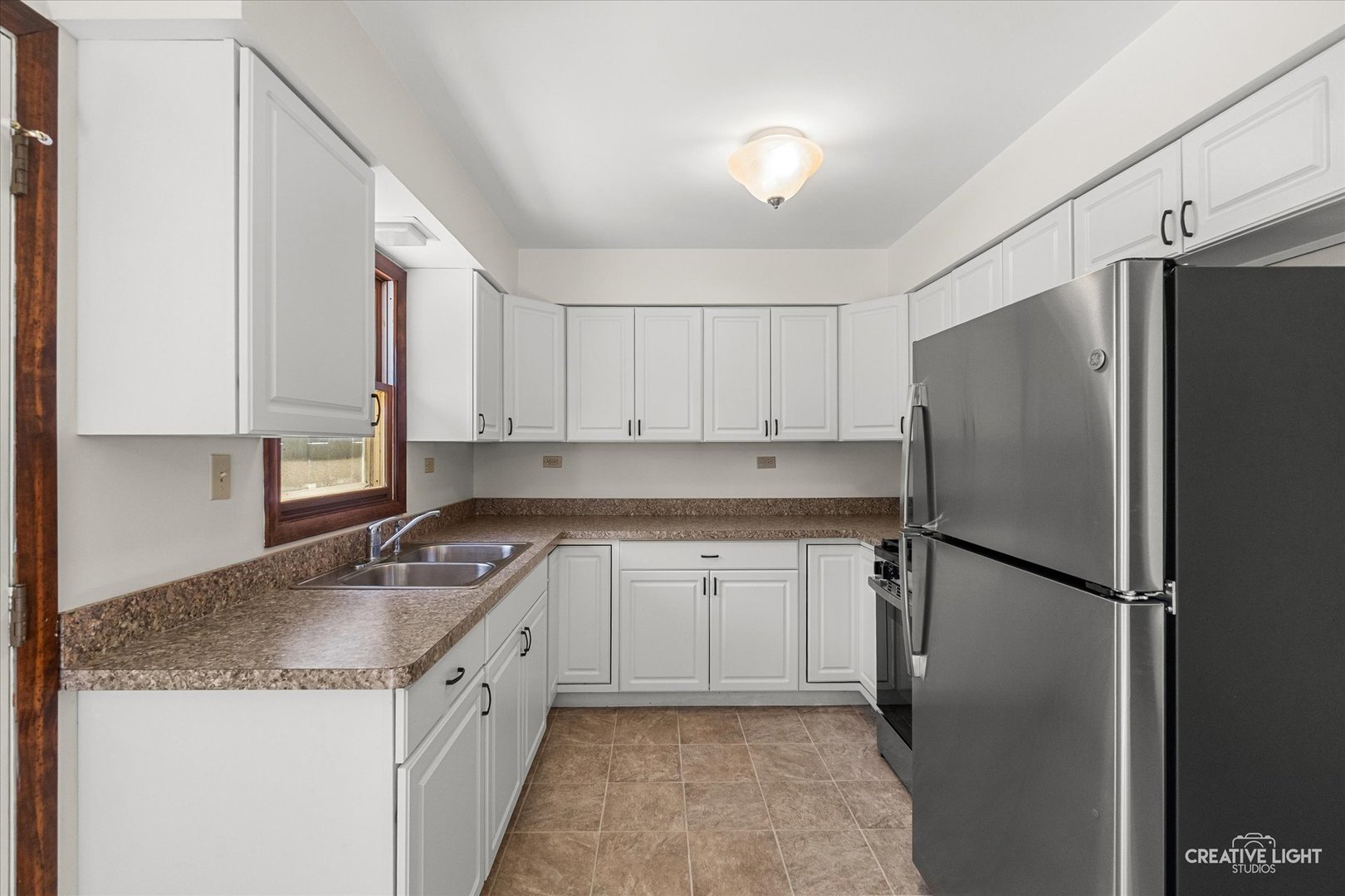 527-531 Prairie Street Property Photo 16