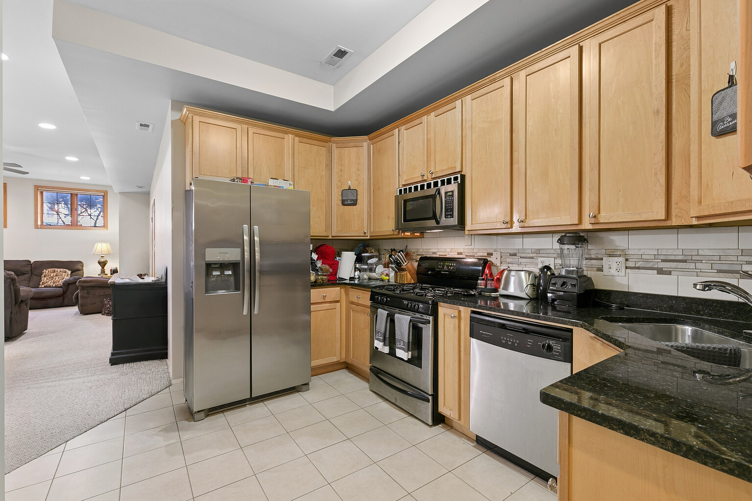 4426 S Calumet Avenue G Property Photo 11