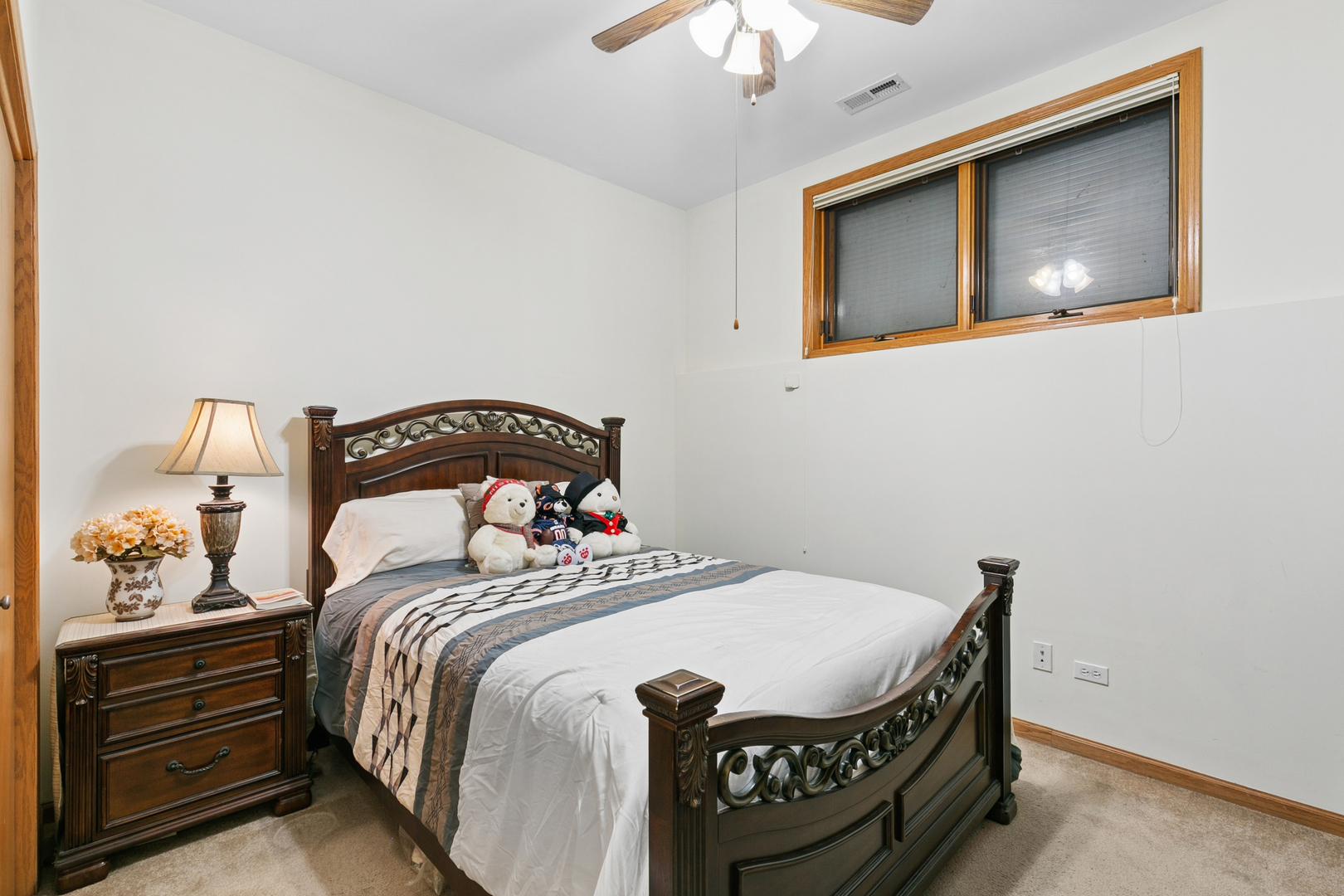 4426 S Calumet Avenue G Property Photo 15