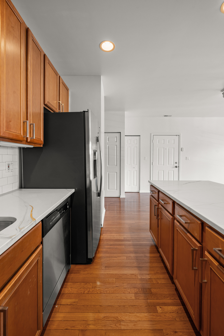 1414 S Halsted Street 2b Property Photo 11
