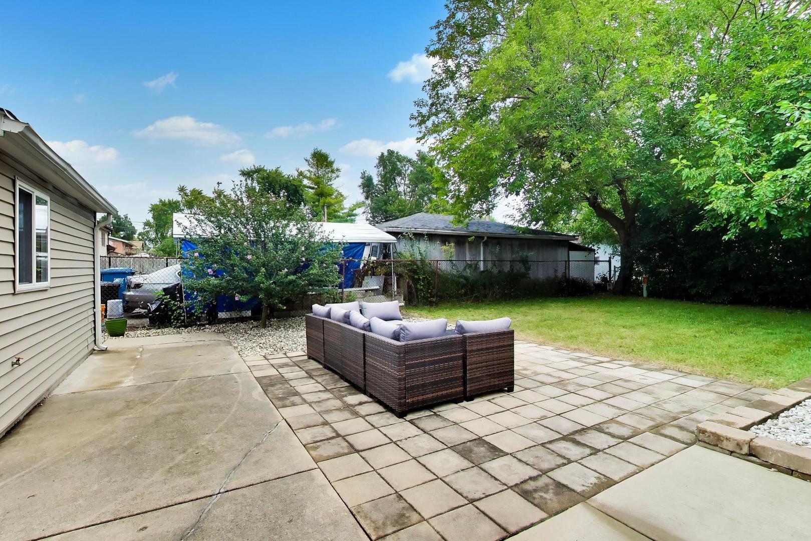 12231 S Lawndale Avenue Property Photo 30
