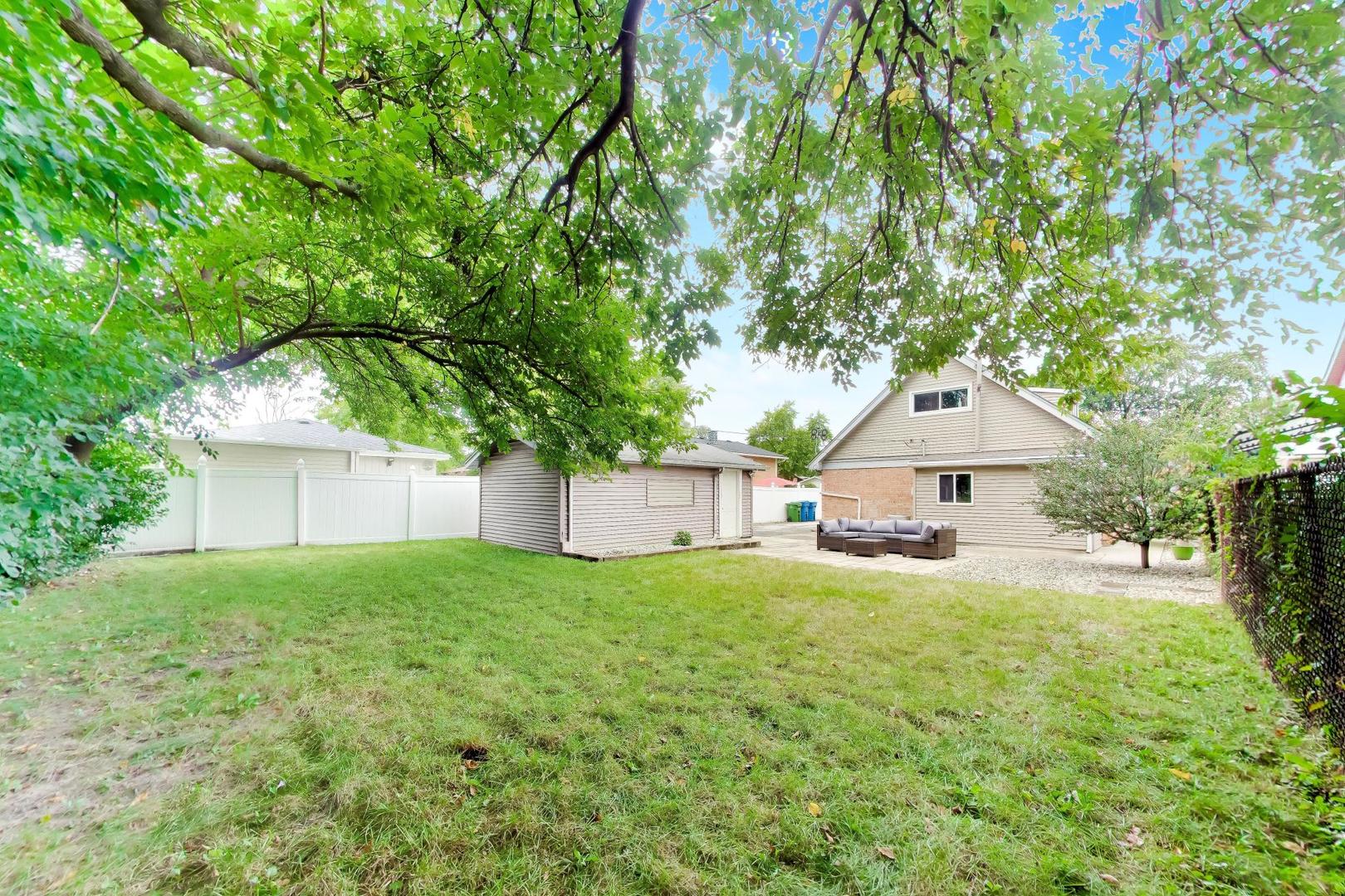 12231 S Lawndale Avenue Property Photo 32