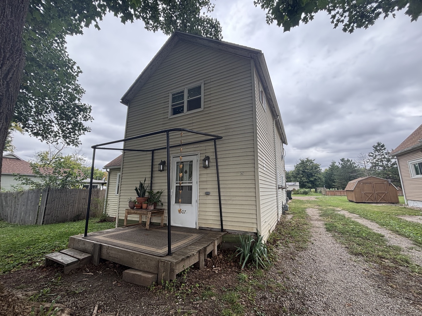 1507 E Washington Street Property Photo 2