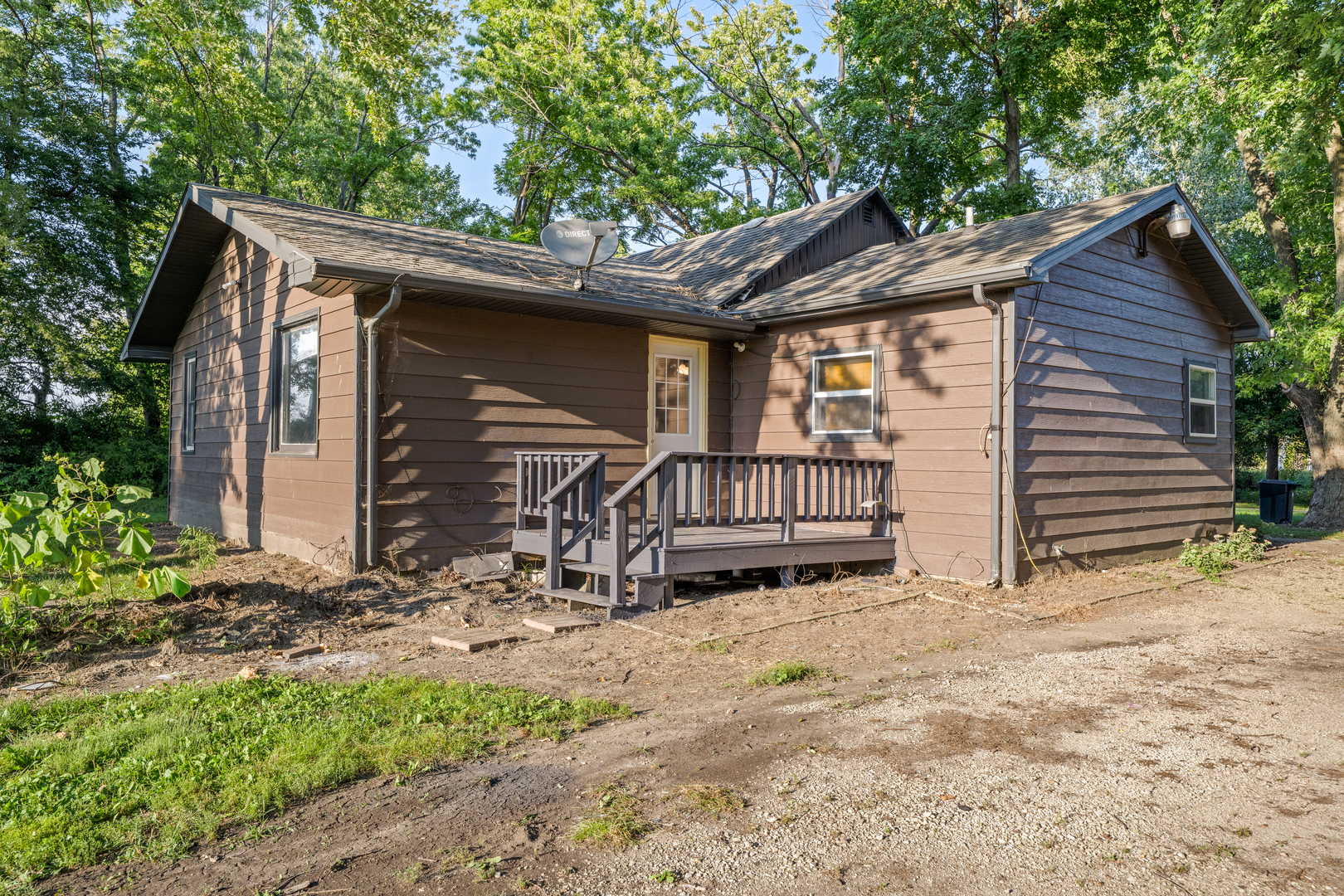 614 N Douglas Street Property Photo 5