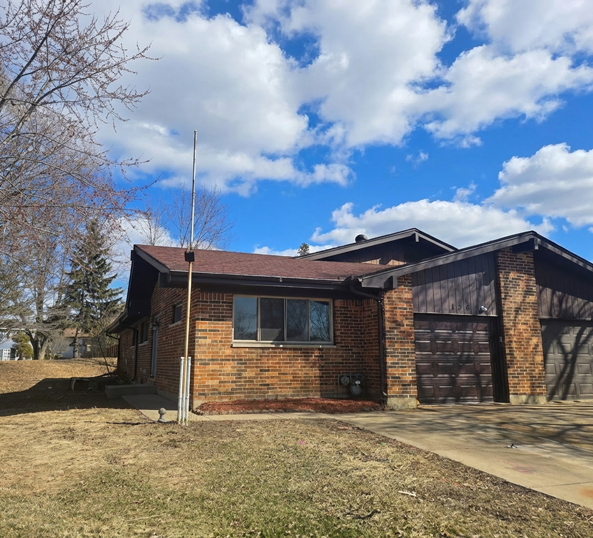 136 Virginia Court Property Photo 1