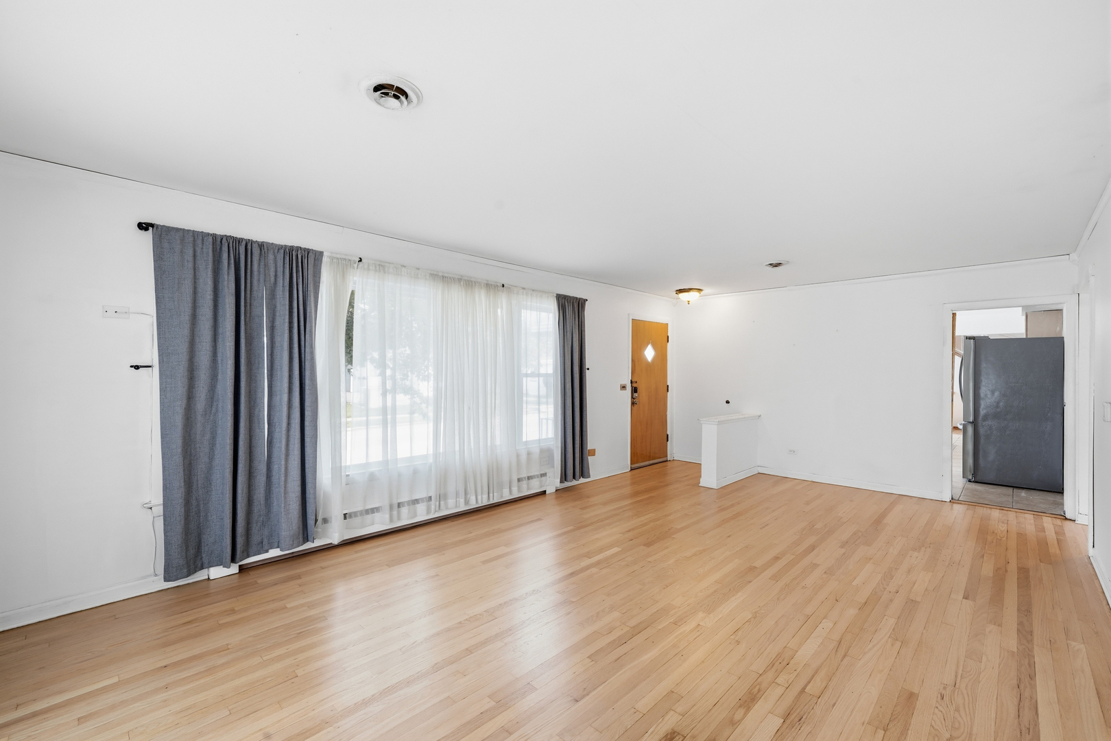 3147 George Street Property Photo 6