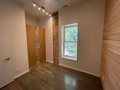 1057 N Wolcott Avenue 2n Property Photo 31