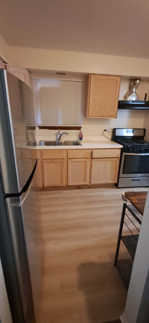 15115 Minerva Avenue 1n Property Photo 2