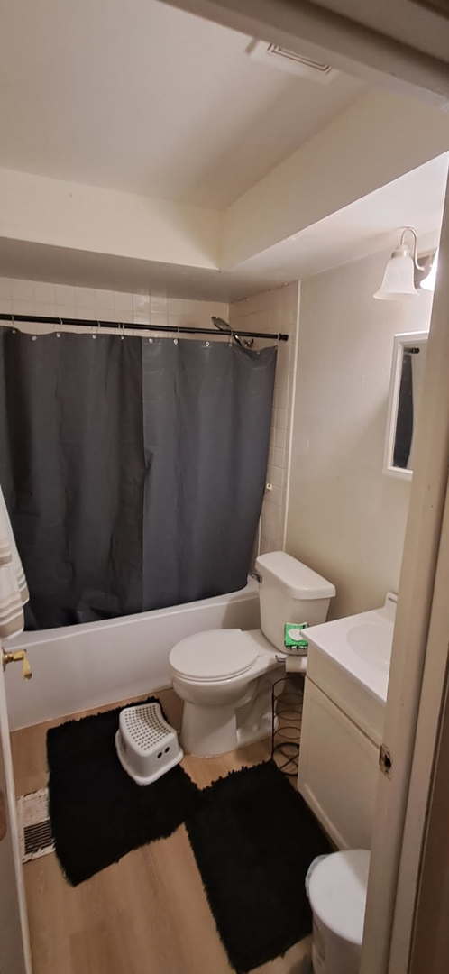 15115 Minerva Avenue 1n Property Photo 6