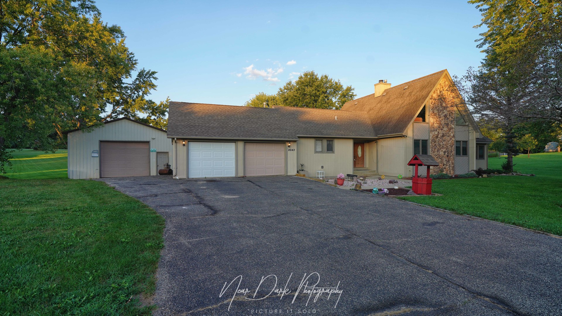 26143 N Anderson Road Property Photo 4