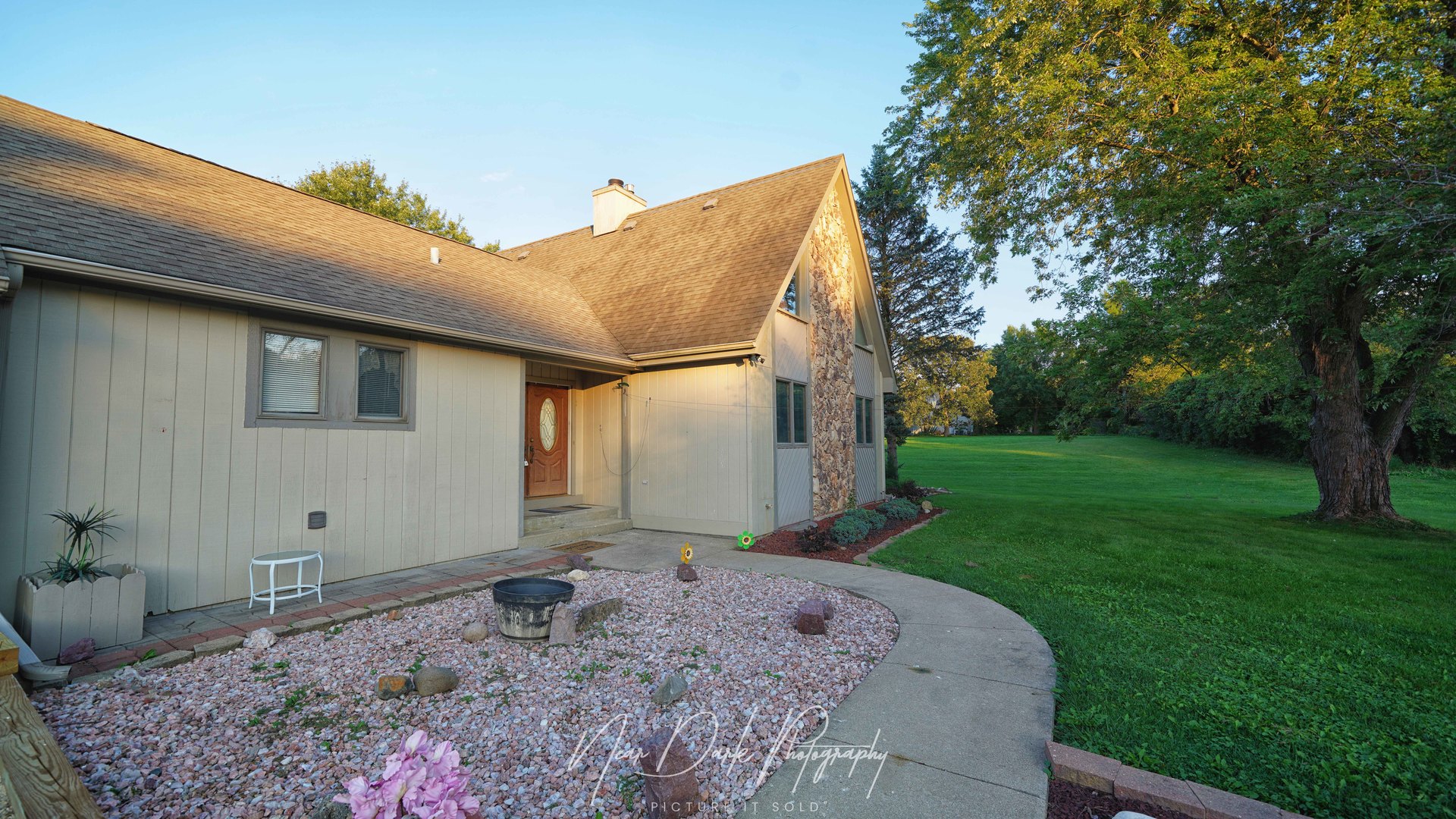 26143 N Anderson Road Property Photo 5