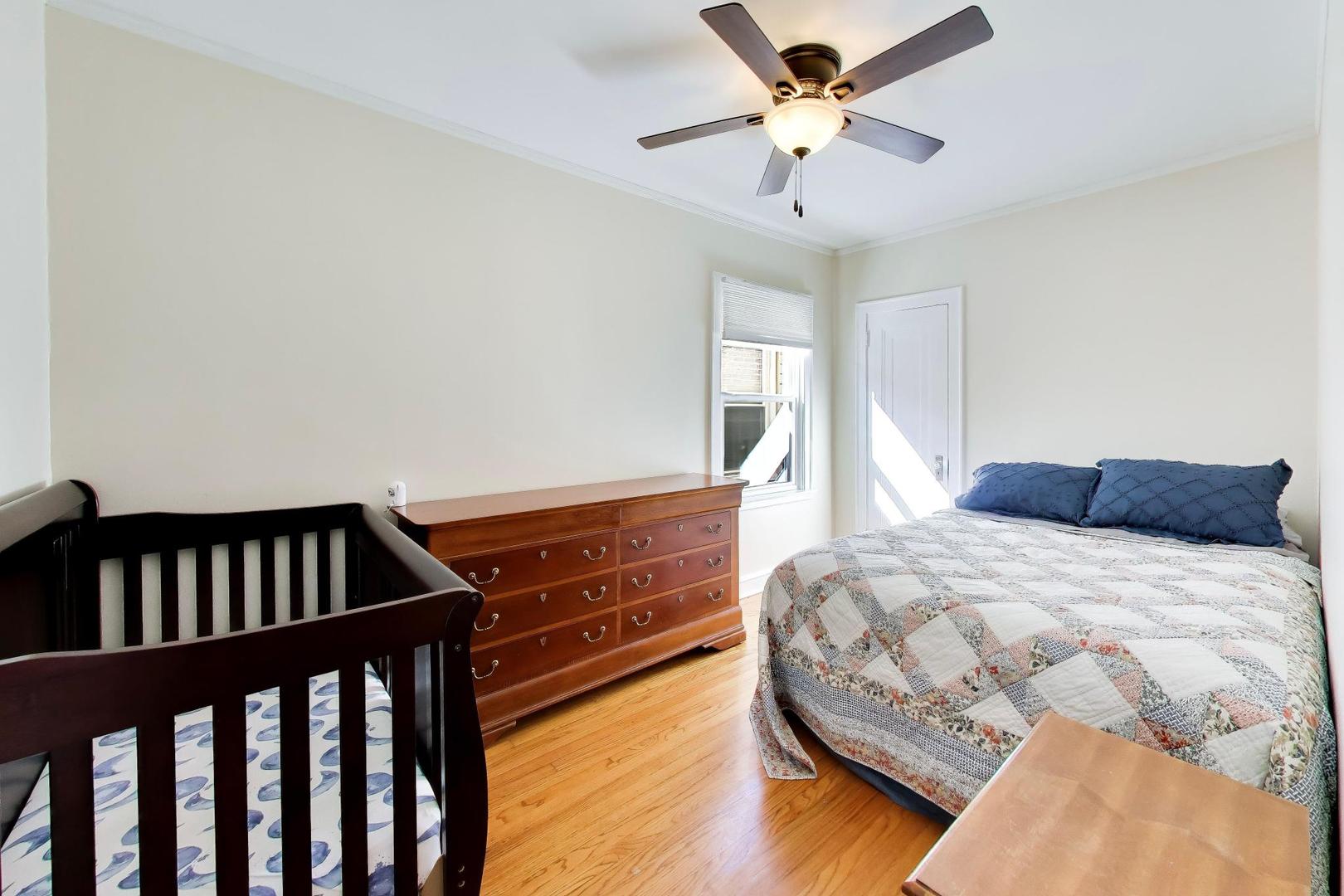 6309 W Waveland Avenue Property Photo 15