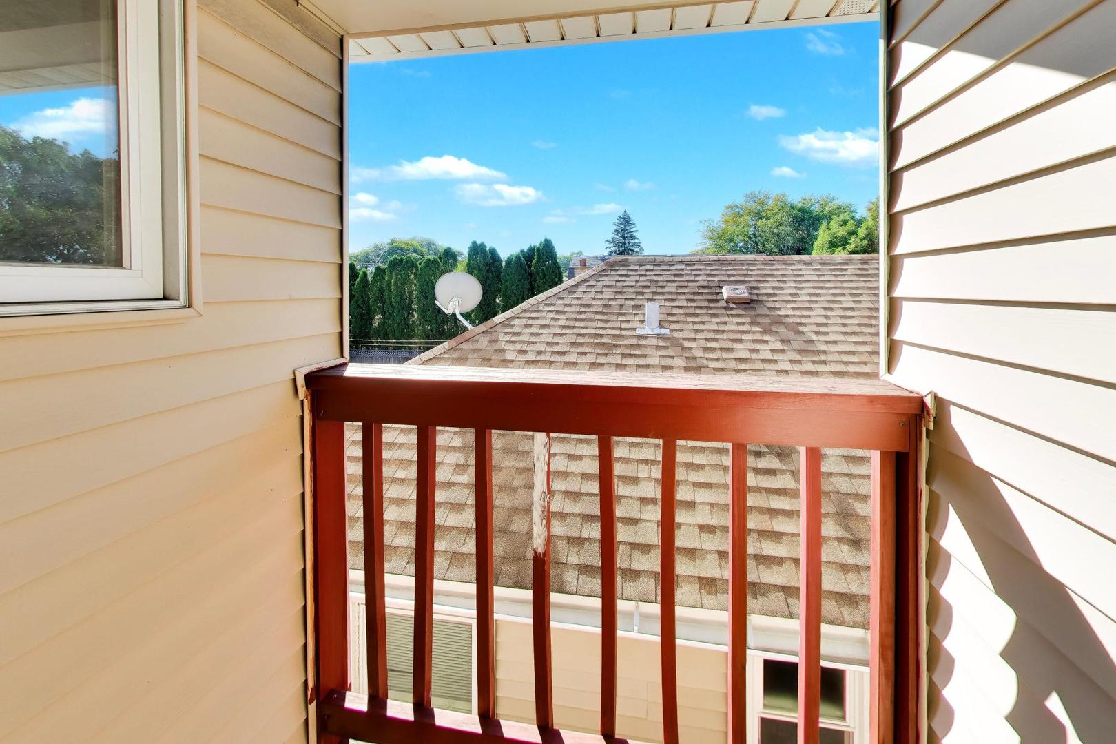 6309 W Waveland Avenue Property Photo 28
