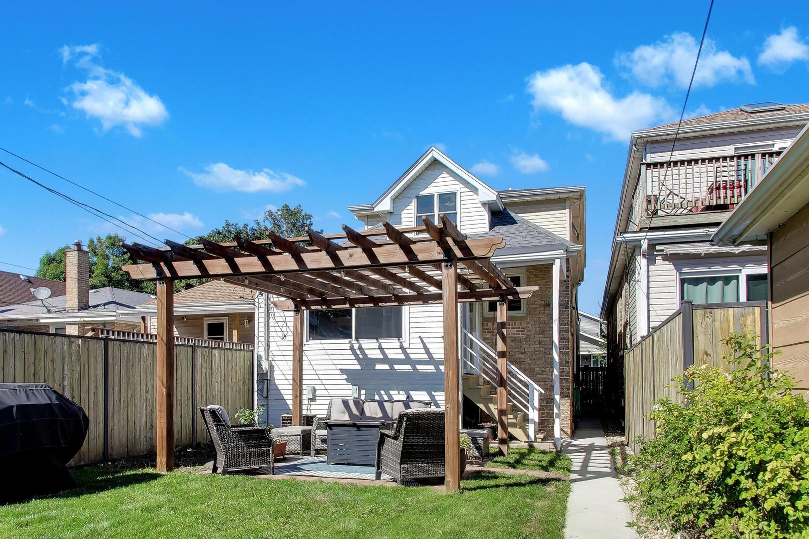 6309 W Waveland Avenue Property Photo 31