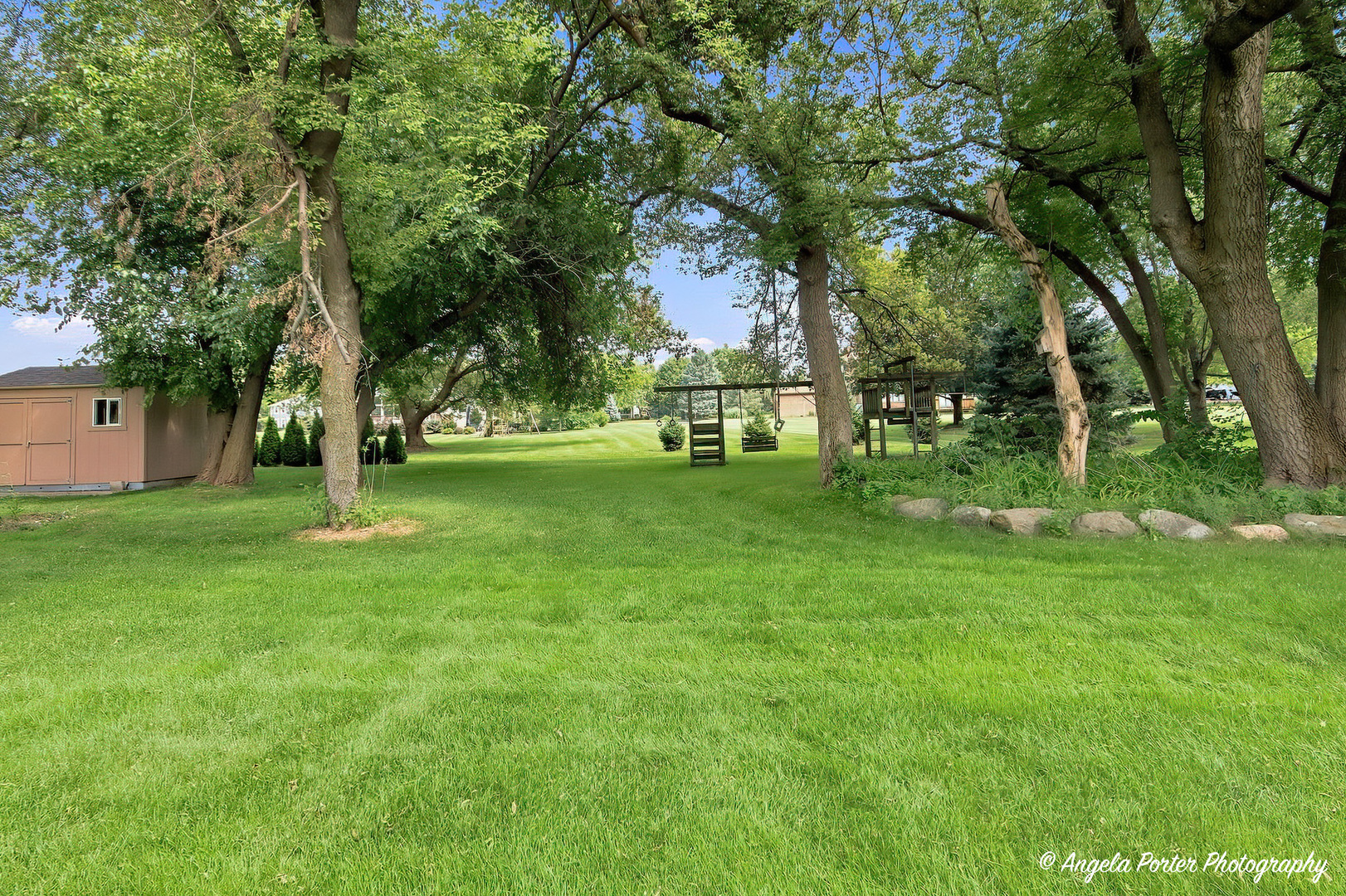 1823 Charnbrook Drive Property Photo 9
