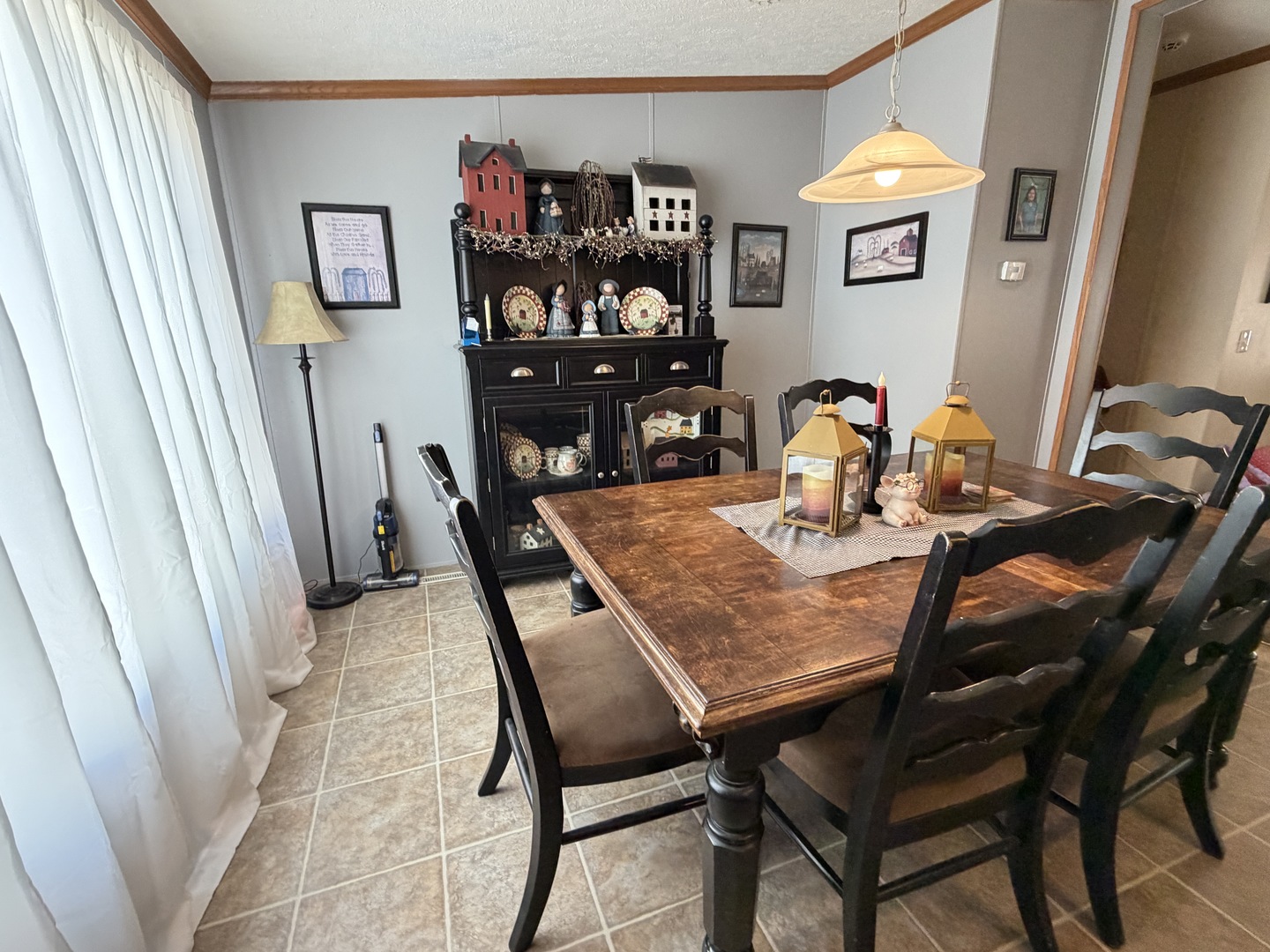 322 Avenue F Property Photo 9