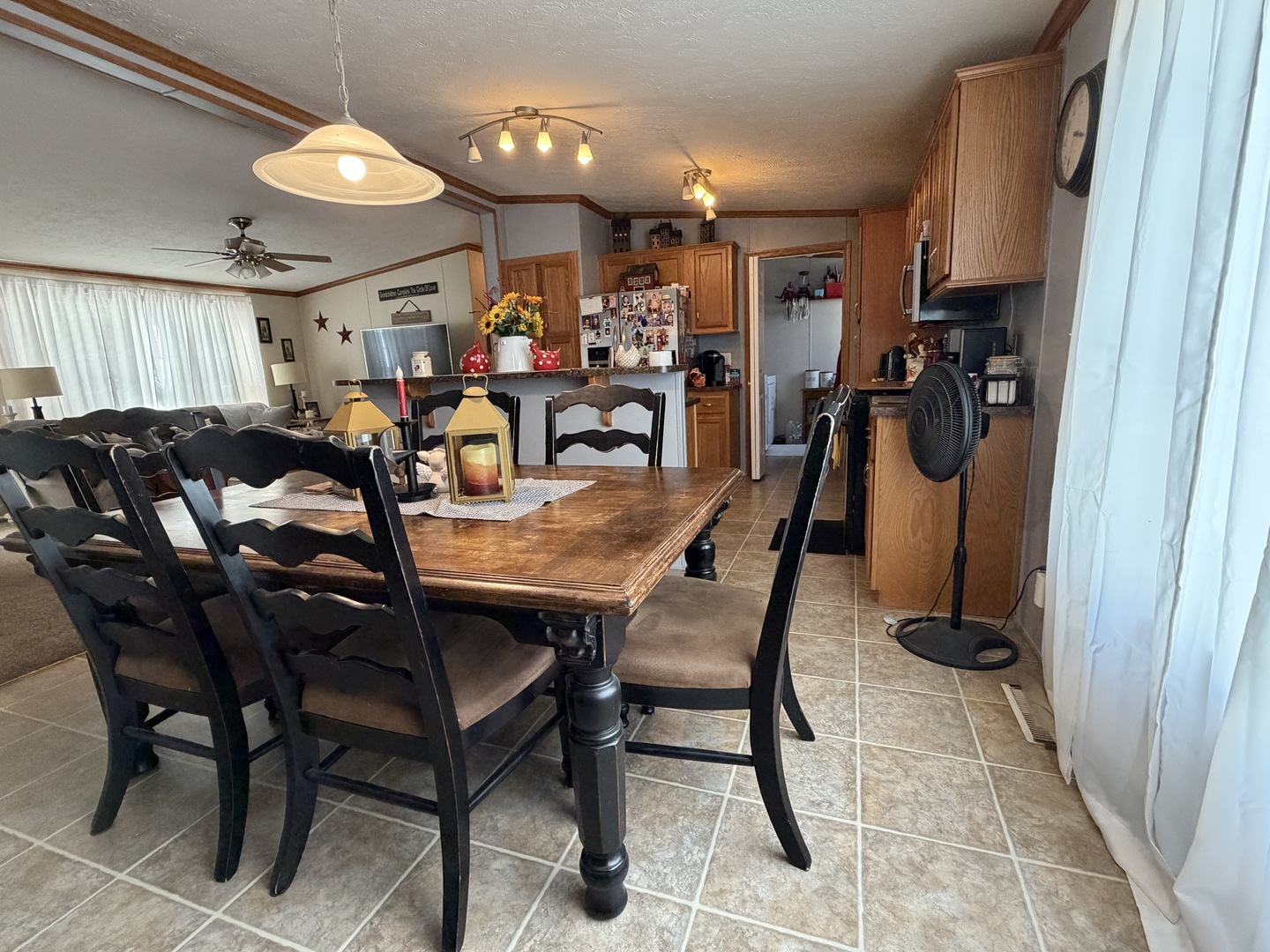 322 Avenue F Property Photo 10