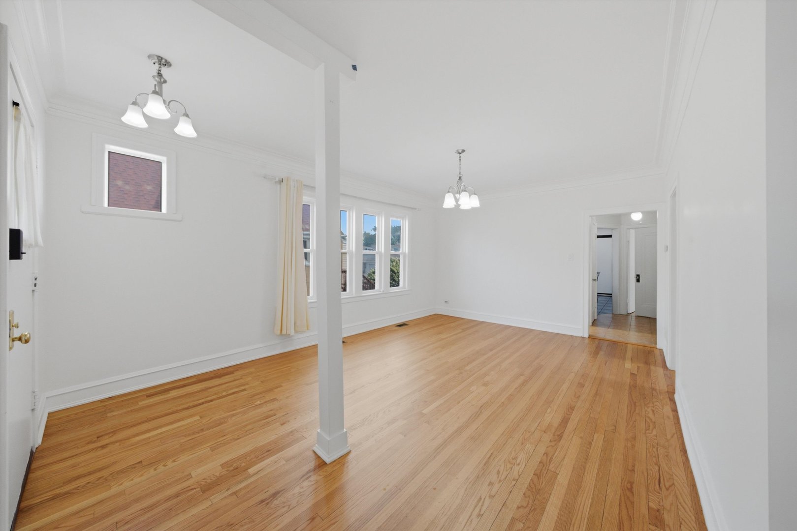 3827 S Ridgeland Avenue Property Photo 7