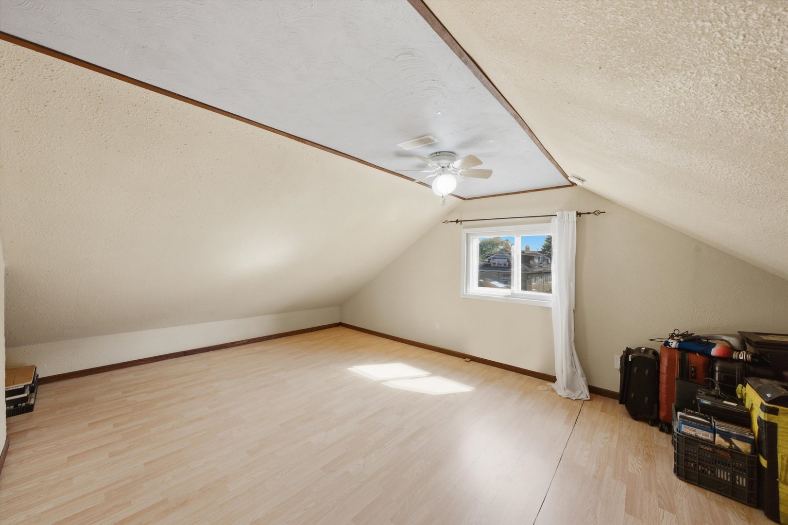 3827 S Ridgeland Avenue Property Photo 18