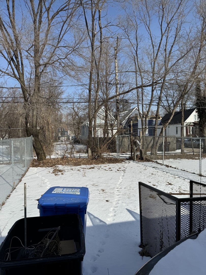 850 W 51st Street Property Photo 11