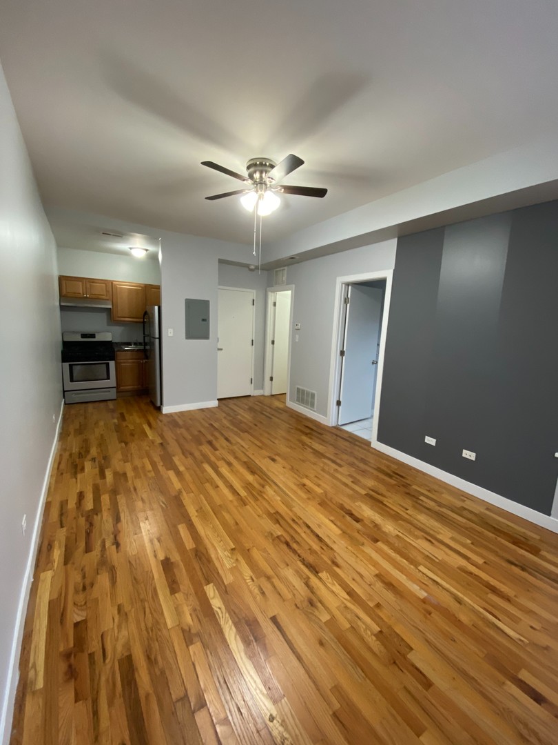 7456 N Greenview Avenue 3a Property Photo 3