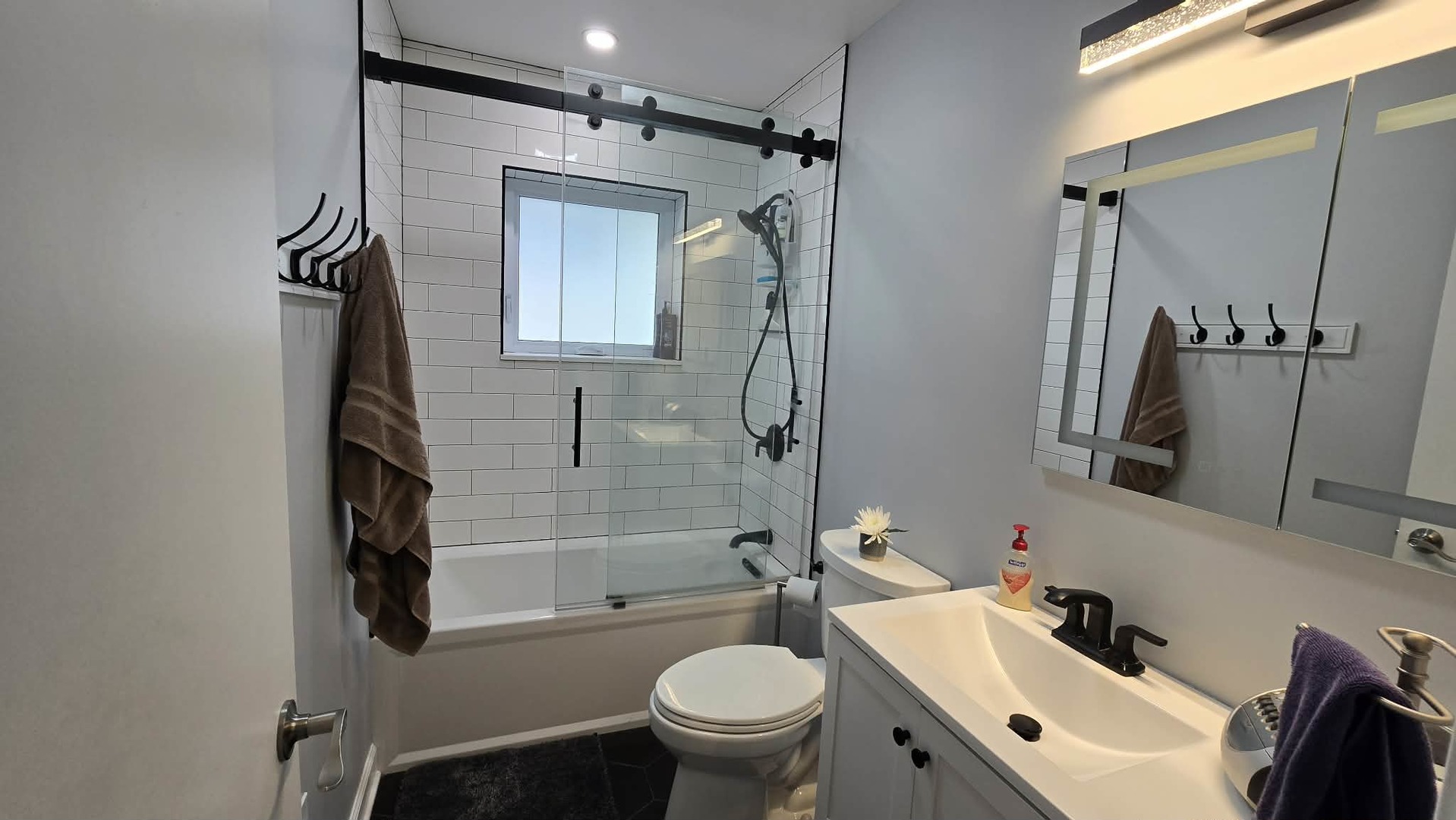 7039 N Ottawa Avenue Property Photo 13