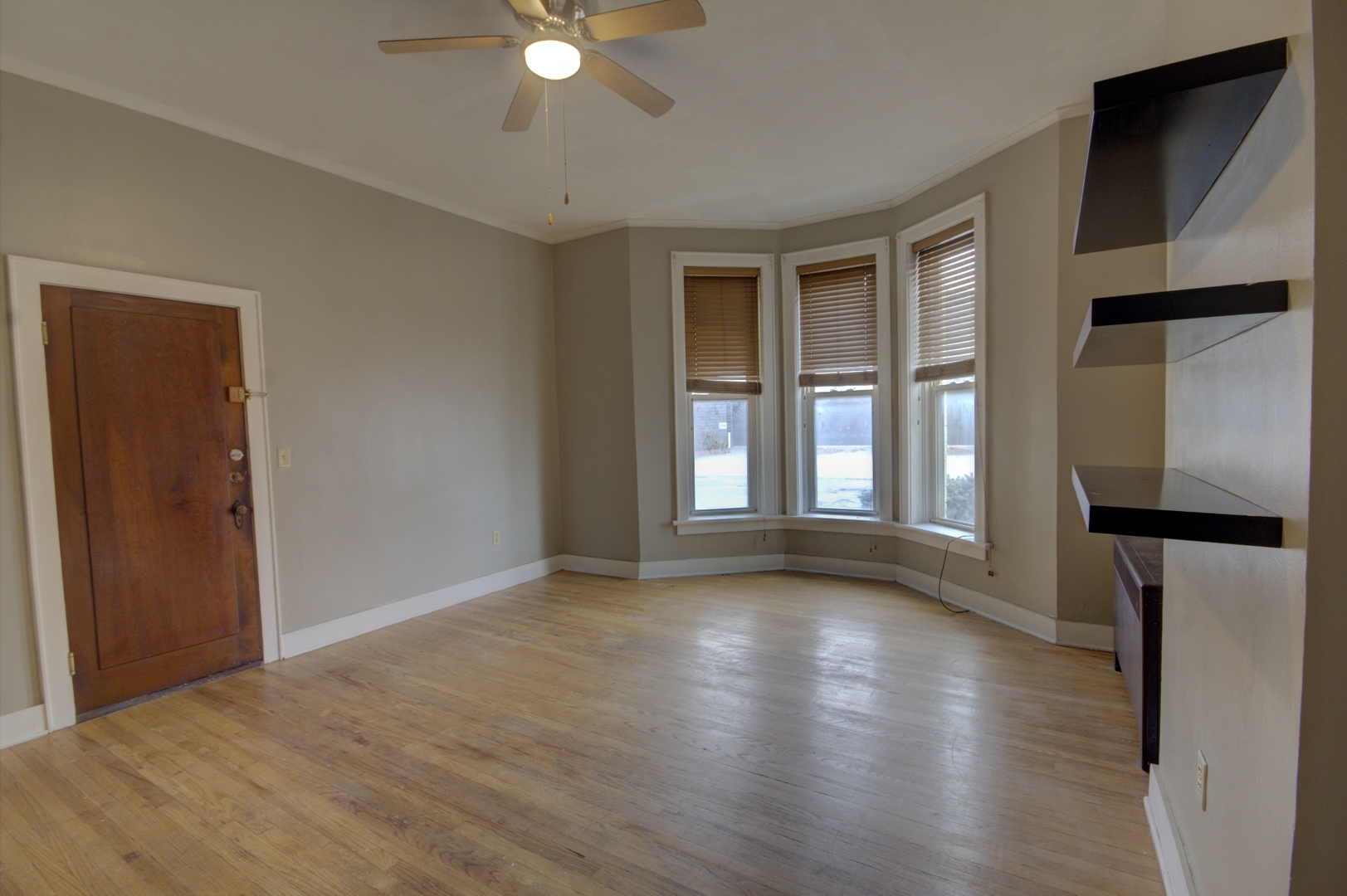 1301-1305 2nd Avenue Property Photo 9