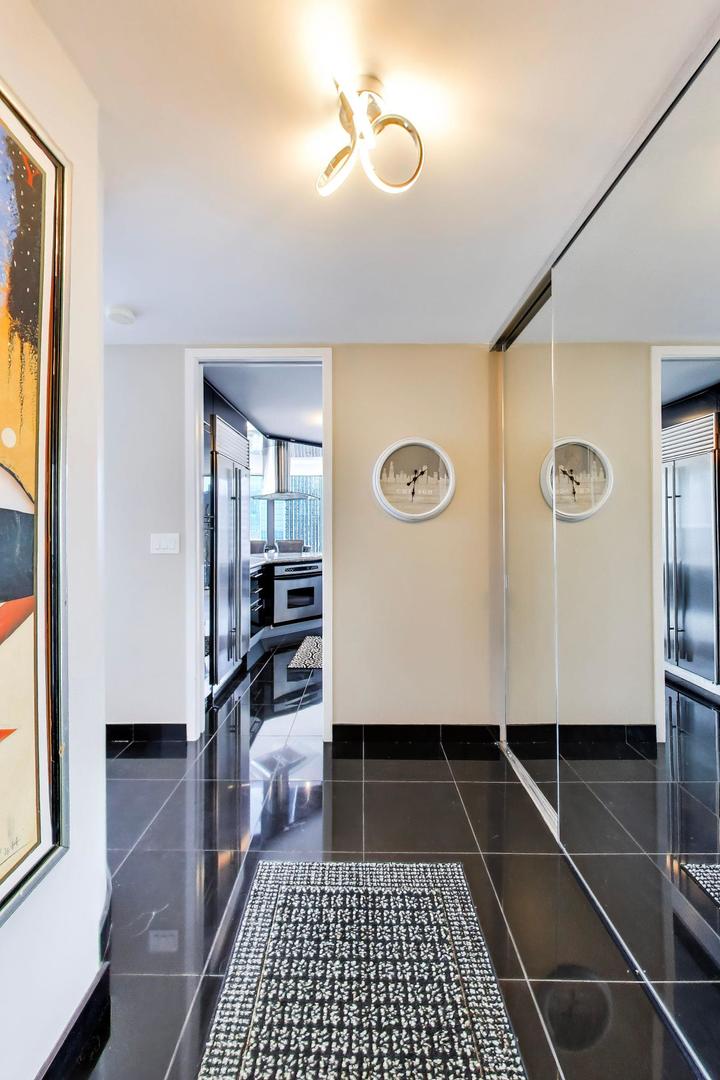 505 N Lake Shore Drive 2610 Property Photo 6