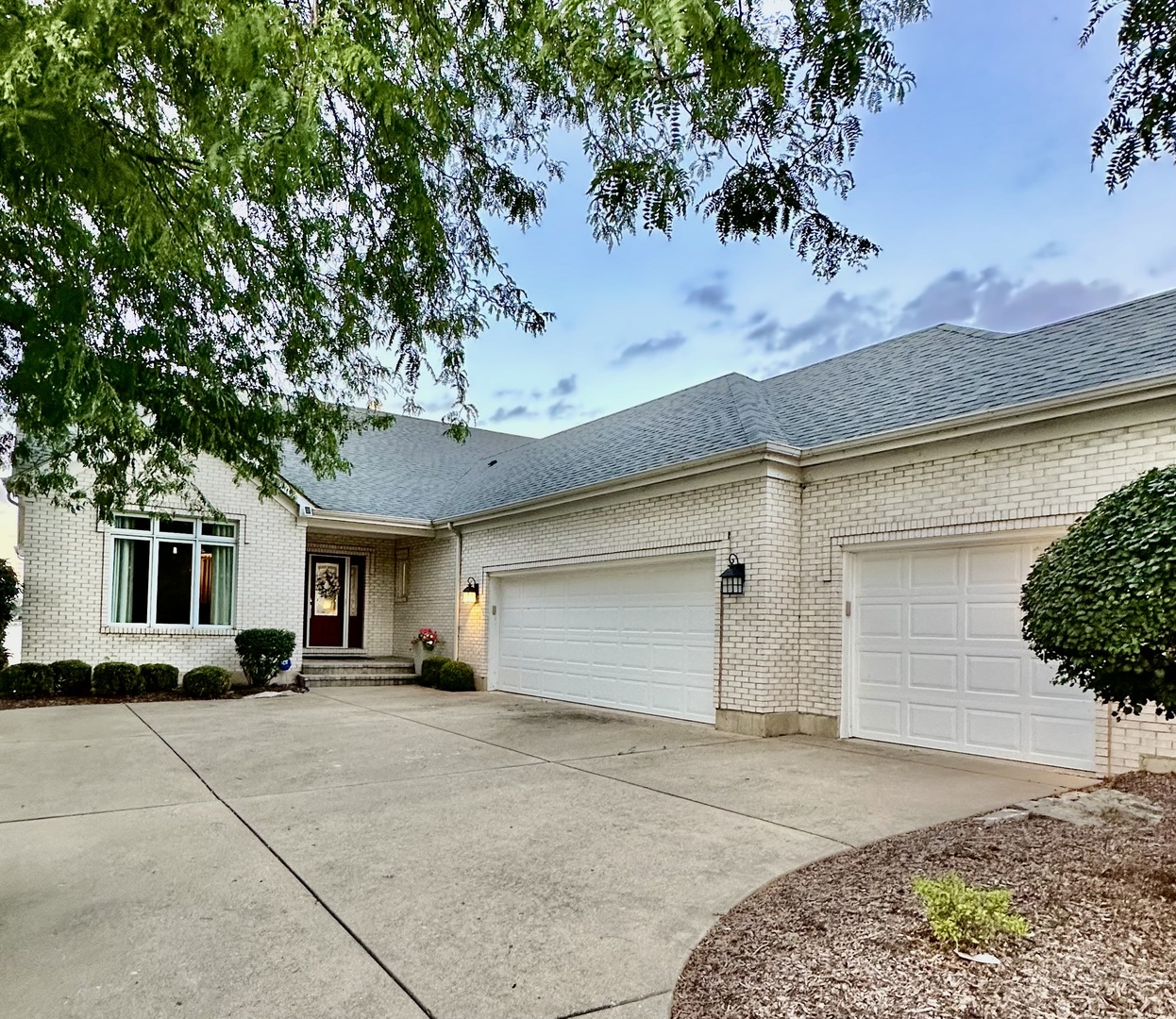 22812 Pilcher Road Property Photo 1