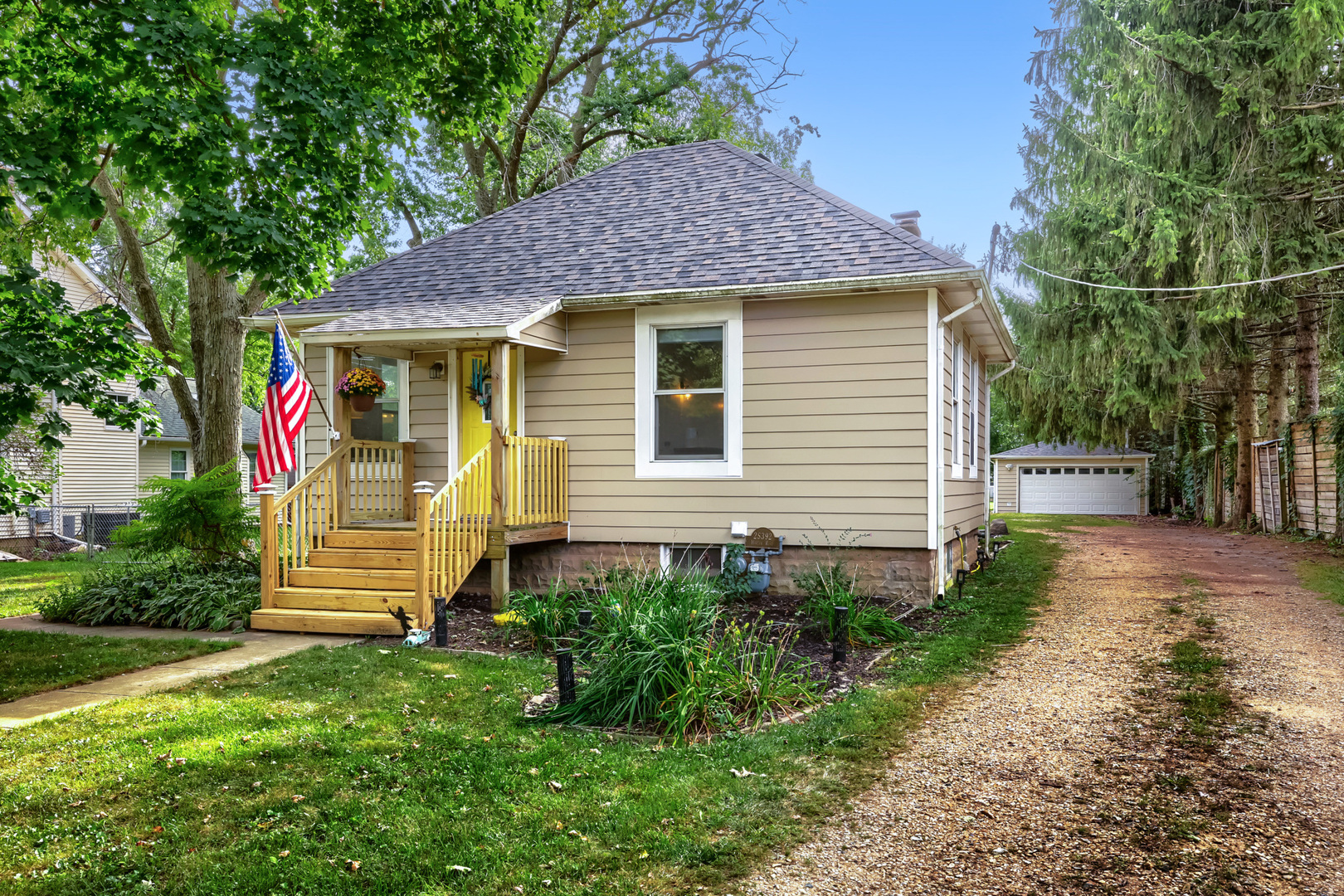 2s392 Harter Road Property Photo 6
