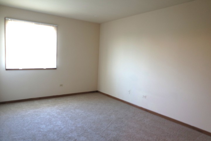 4120 Williamsburg Court 302 Property Photo 8