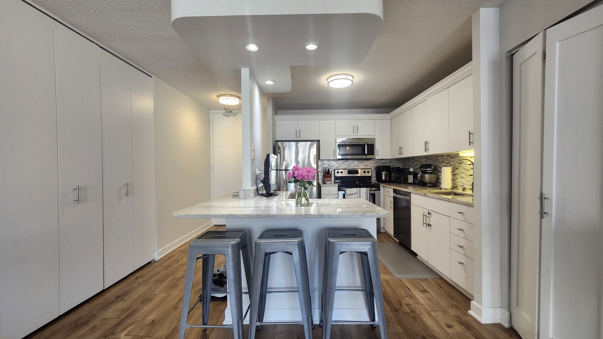 405 N Wabash Avenue 1314 Property Photo 6