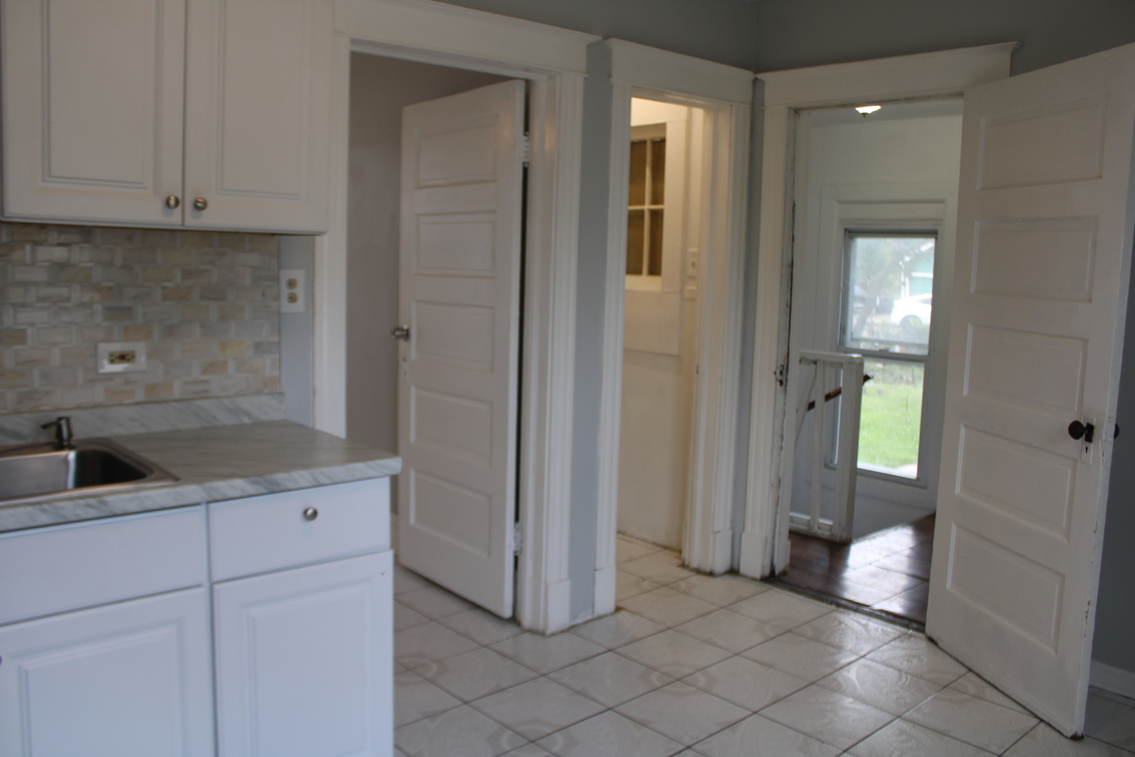 112 Washington Park Property Photo 12