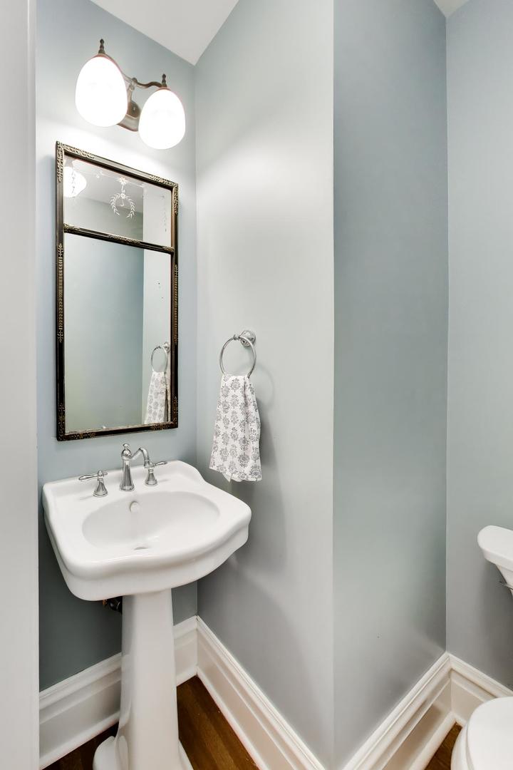 419 Greenwood Street Property Photo 20