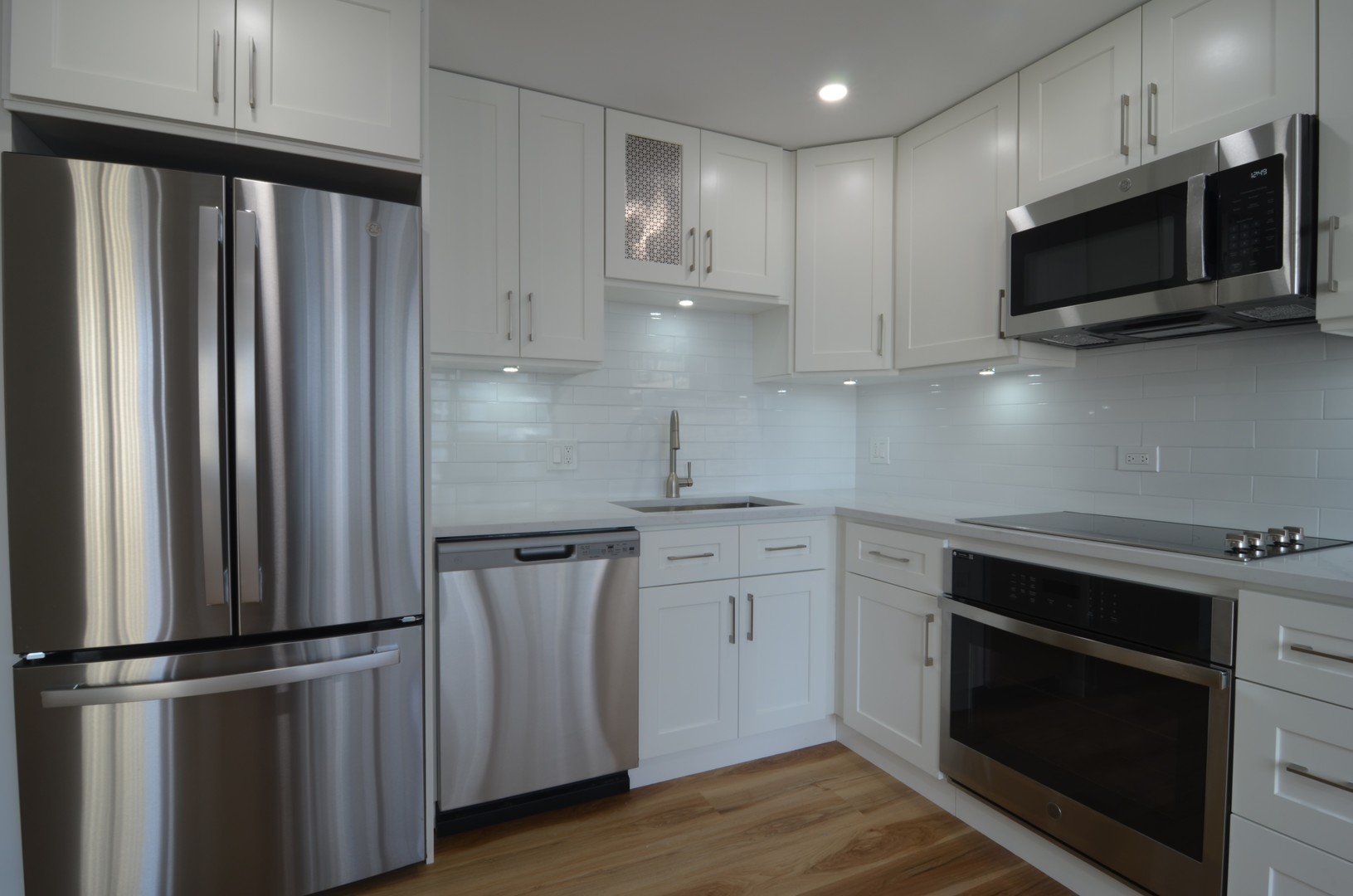 405 N Wabash Avenue 1305 Property Photo 6