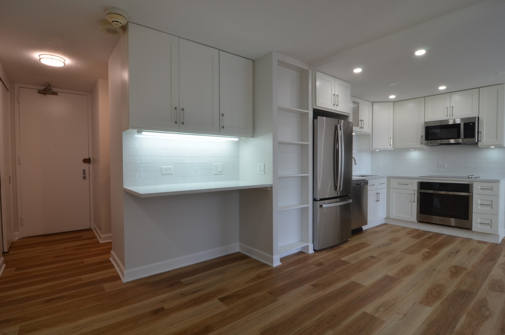405 N Wabash Avenue 1305 Property Photo 7
