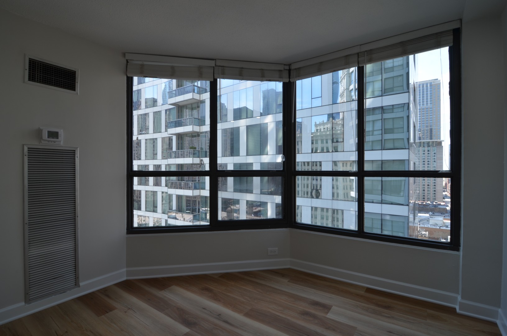 405 N Wabash Avenue 1305 Property Photo 9