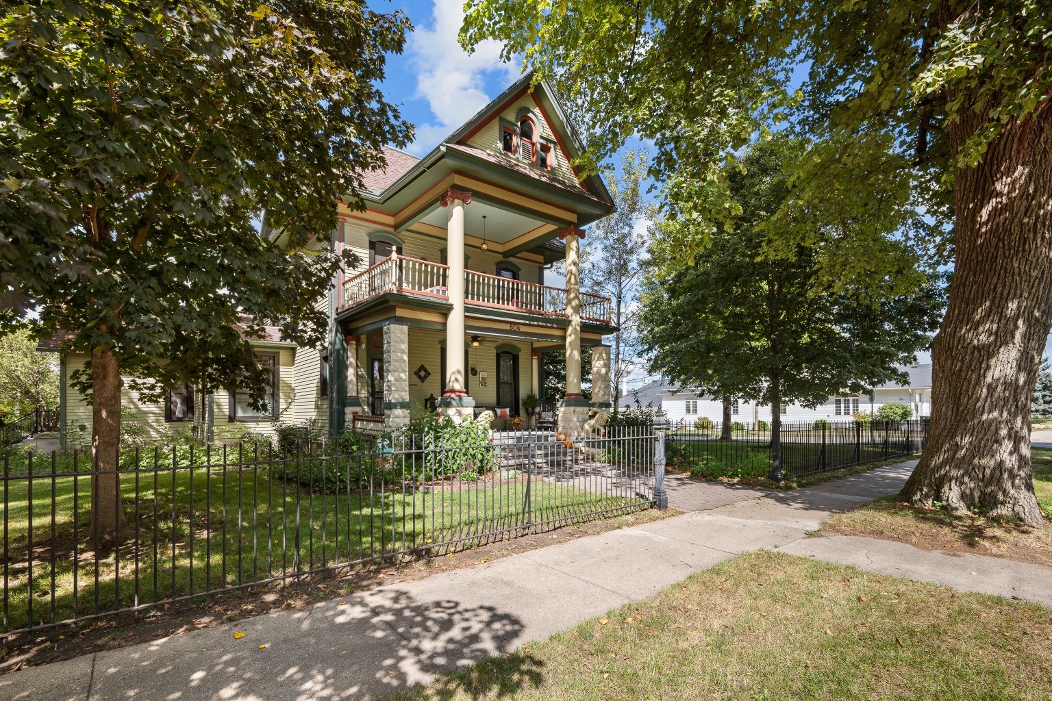 804 8th Street Property Photo 1