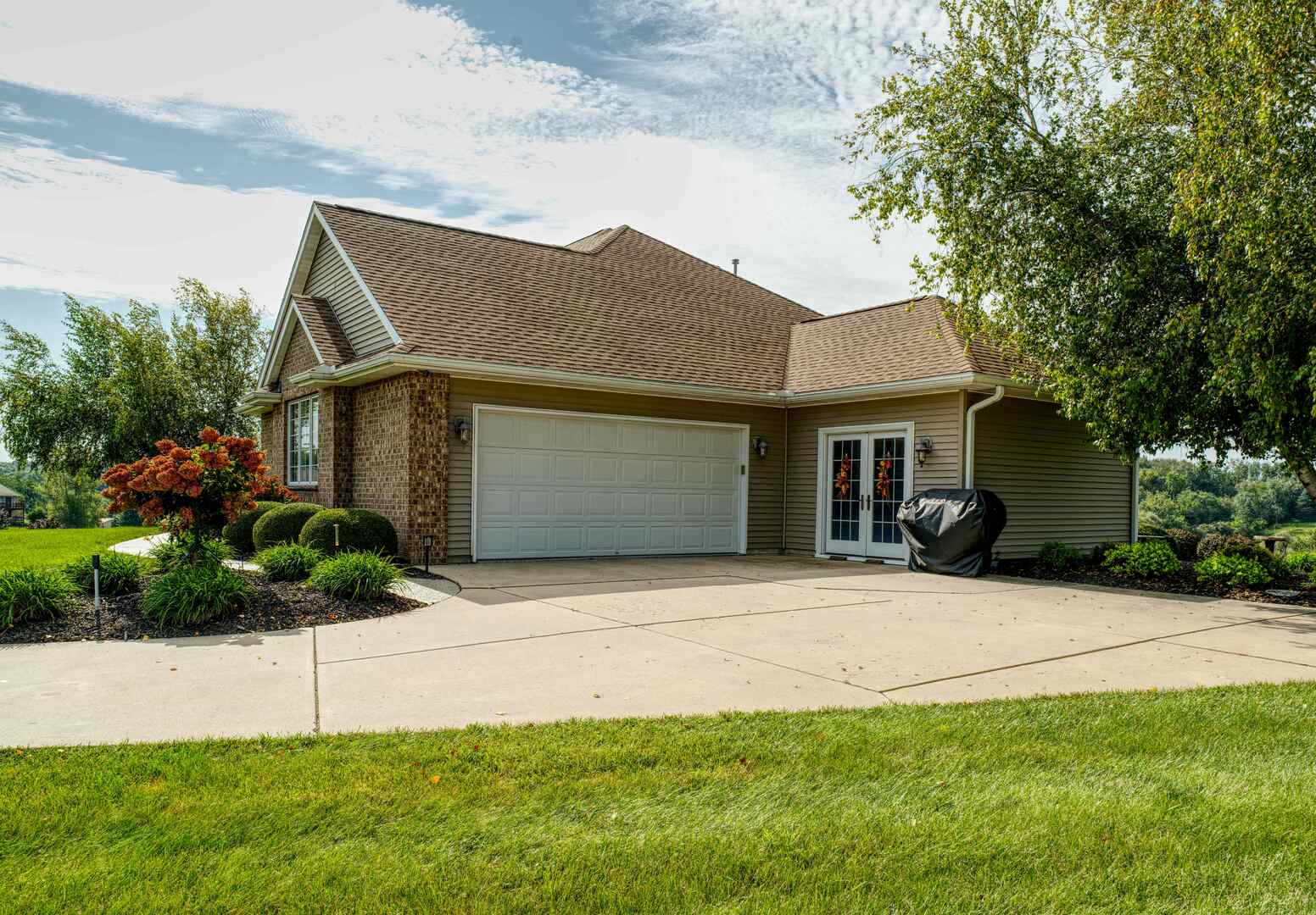 12890 Grandview Drive Property Photo 4
