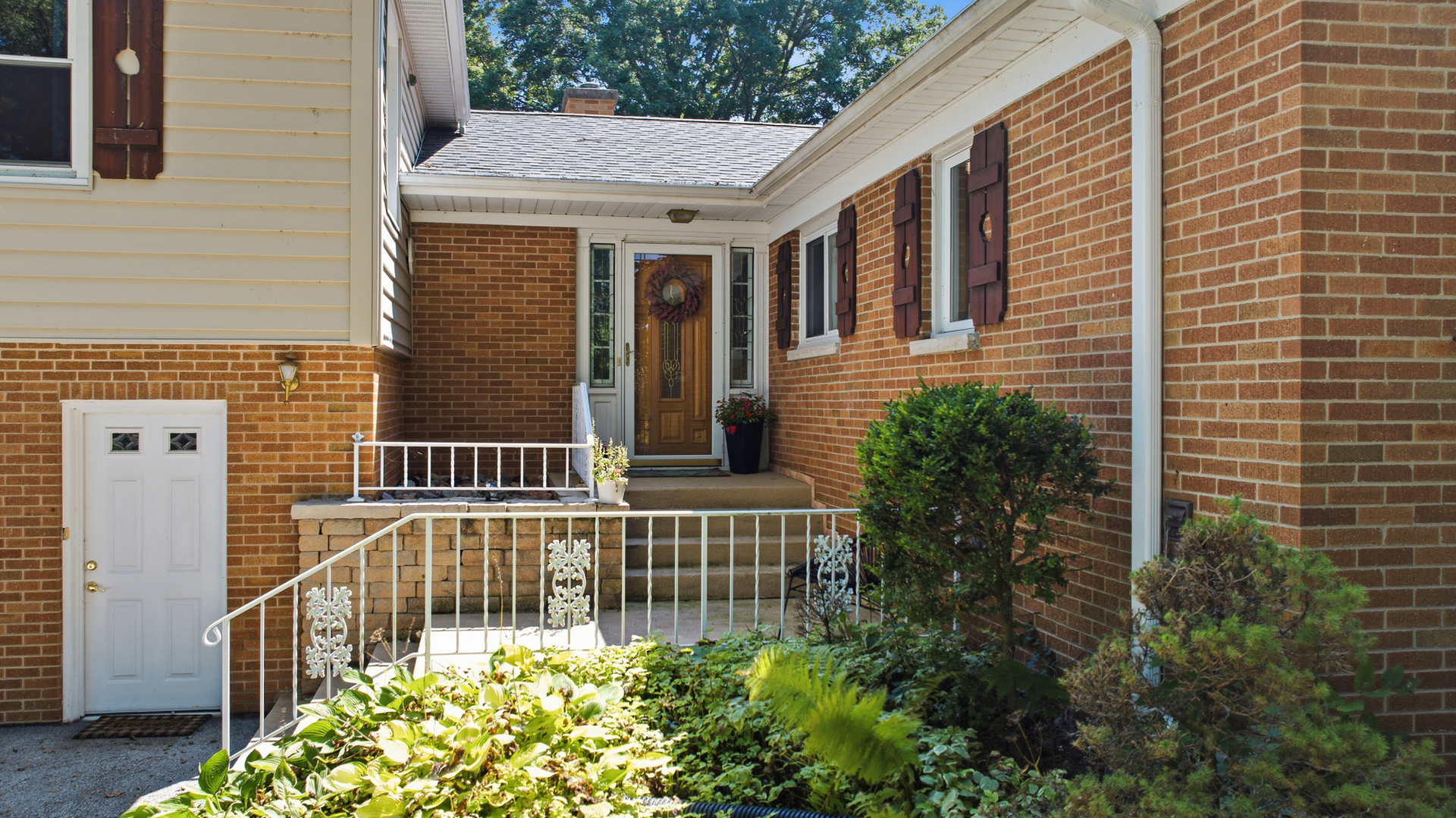 150 N Madison Street Property Photo 11