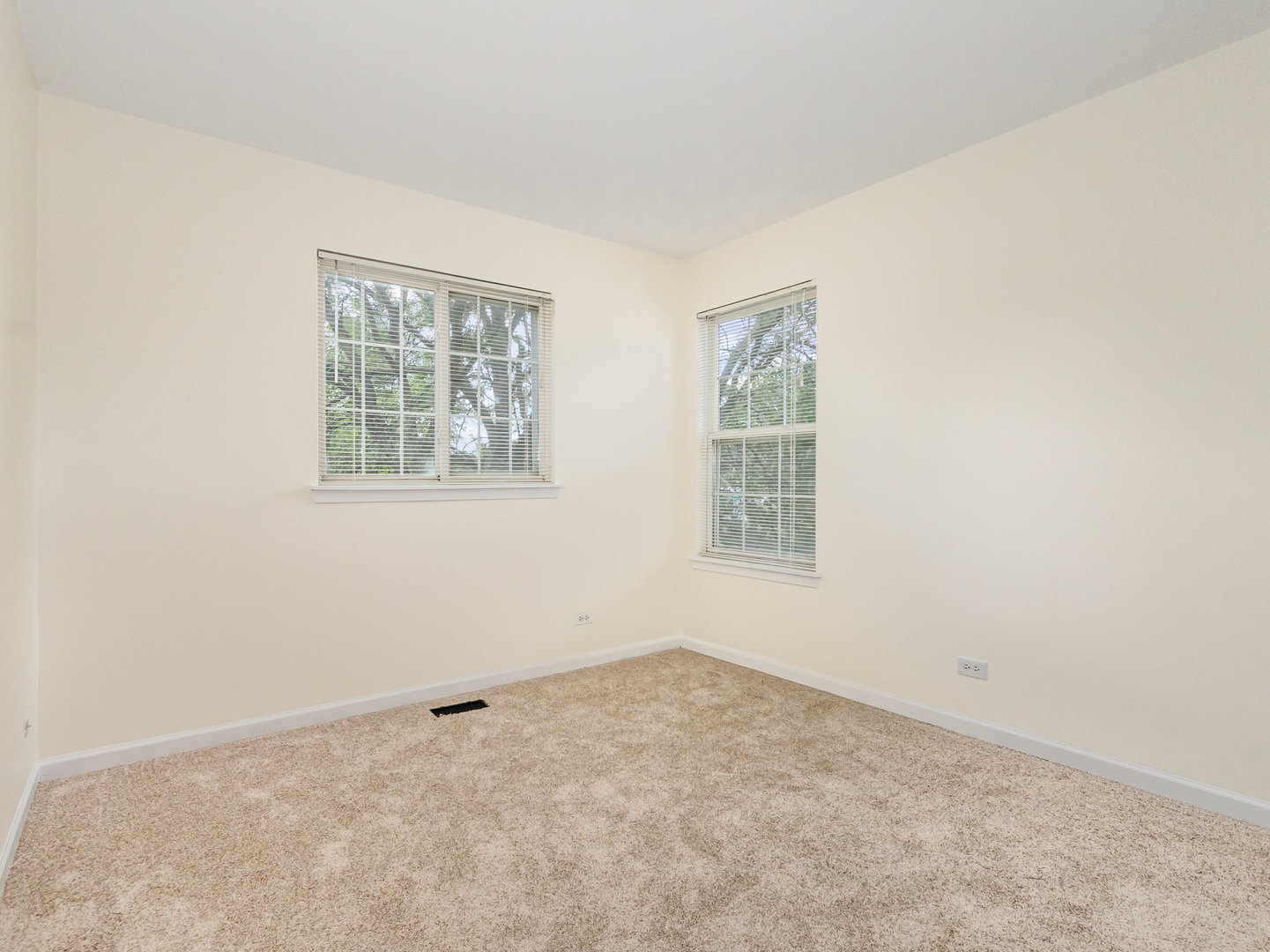 11 Lindsey Court Property Photo 12