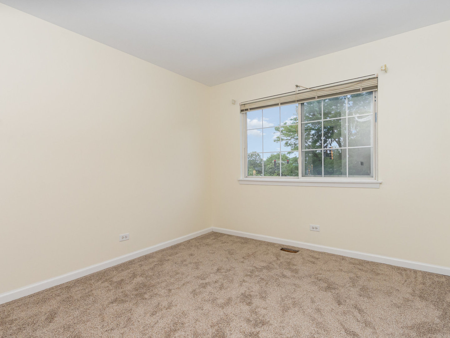 11 Lindsey Court Property Photo 14