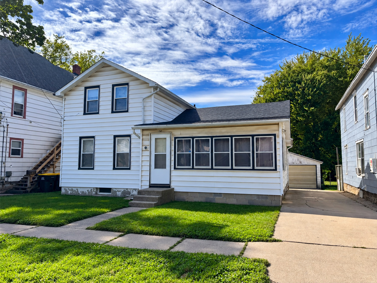714 S Walnut Avenue Property Photo 1