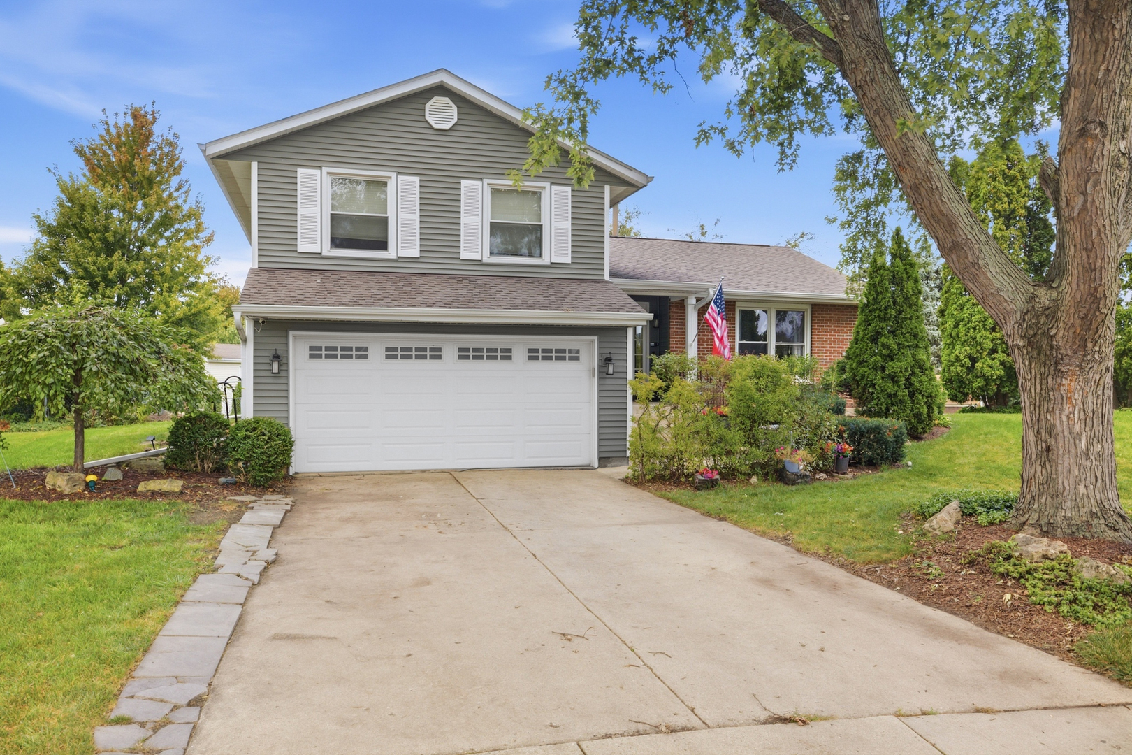 10 Canterbury Court Property Photo 1