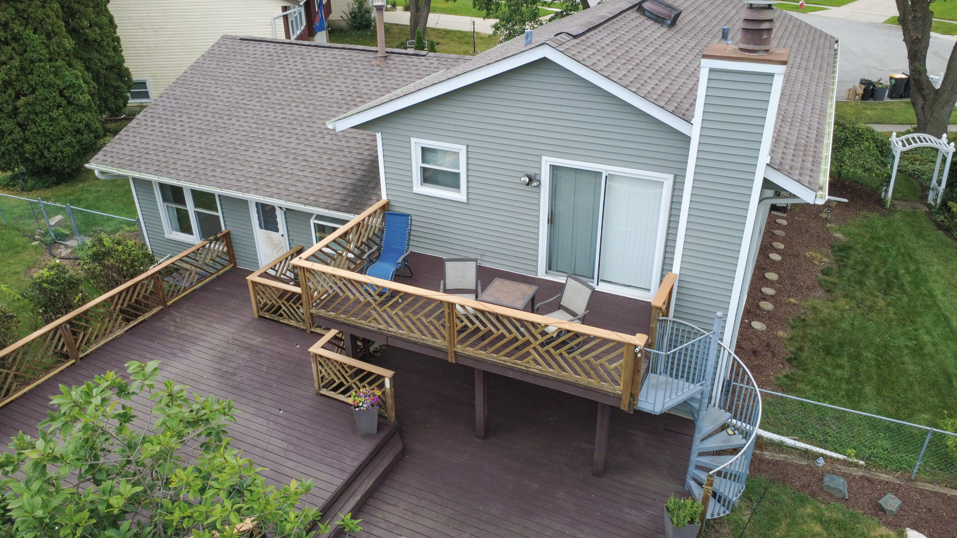 10 Canterbury Court Property Photo 30