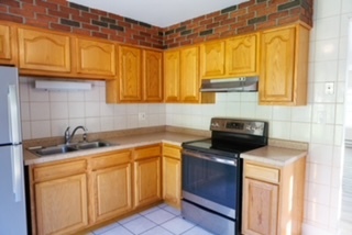 515 Eichler Drive Property Photo 8