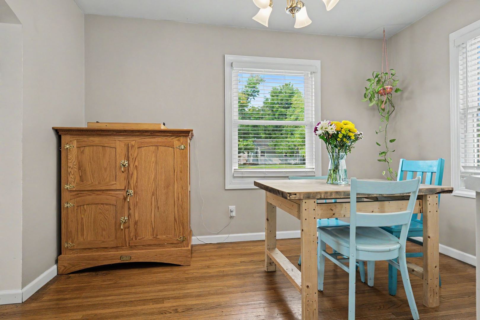 1115 Hovey Avenue Property Photo 9
